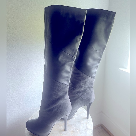 House of Harlow Lainey Grey knee High Boots- Size 39 - Picture 2 of 7